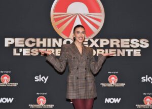 Guida tv 18 aprile 2026, programmi da non perdere stasera in chiaro e su Sky 4