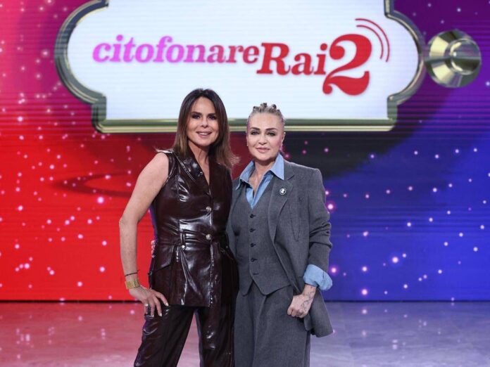 Perego-Barale, la Rai cala la nuova coppia d’assi di ‘Citofonare Rai2’
