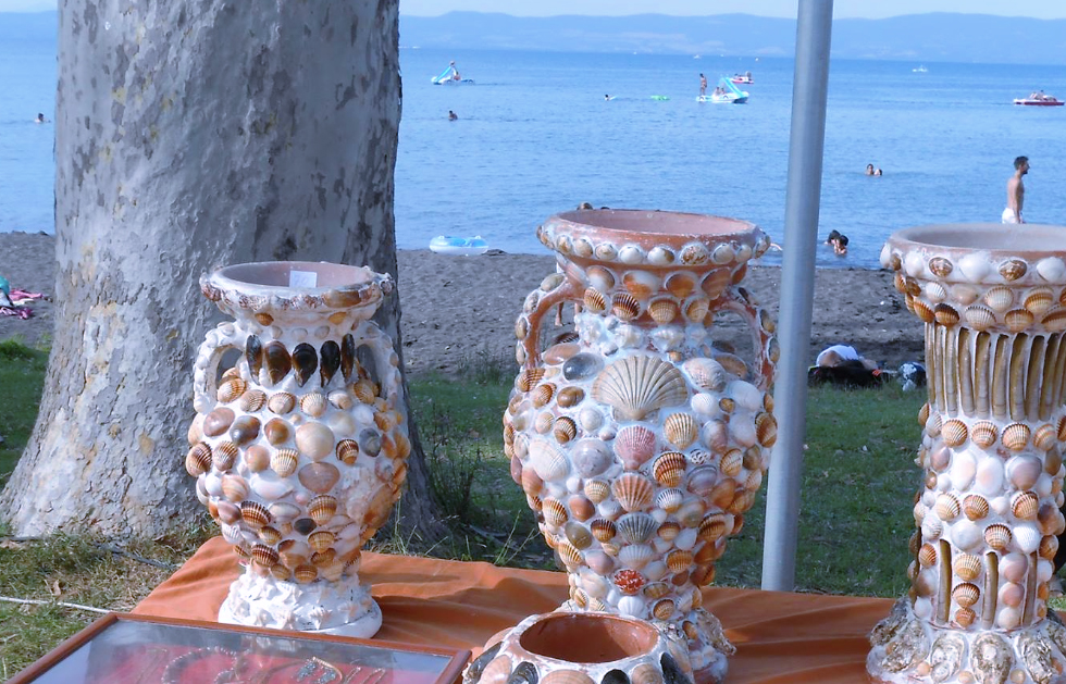 Weekend tra i prodotti di Capodimonte: torna il celebre mercato sul lungolago con vista mozzafiato (FOTO) 1
