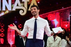 Guida Tv 1 aprile 2026: programmi da non perdere stasera in chiaro e su Sky 1