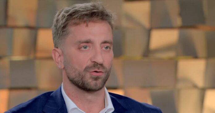 Stefano Corti, la separazione da Bianca Atzei: “Periodo difficile, il dolore è ancora vivo”