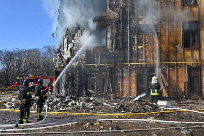 Ucraina, Zelensky denuncia: “Escalation di Pasqua, ecco la risposta della Russia alla proposta di tregua”