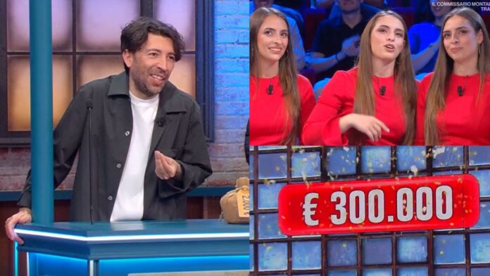 Affari Tuoi 28 aprile 2026, giocano le tre gemelle della Sicilia: quanto hanno vinto ieri ai pacchi