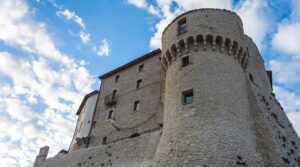 Sagra della pecora a Frasso Sabino 11 e 12 aprile 2026: cosa mangiare, visita del borgo, attività e natura 1 Sagra della pecora a Frasso Sabino 11 e 12 aprile 2026: cosa mangiare, visita del borgo, attività e natura 1