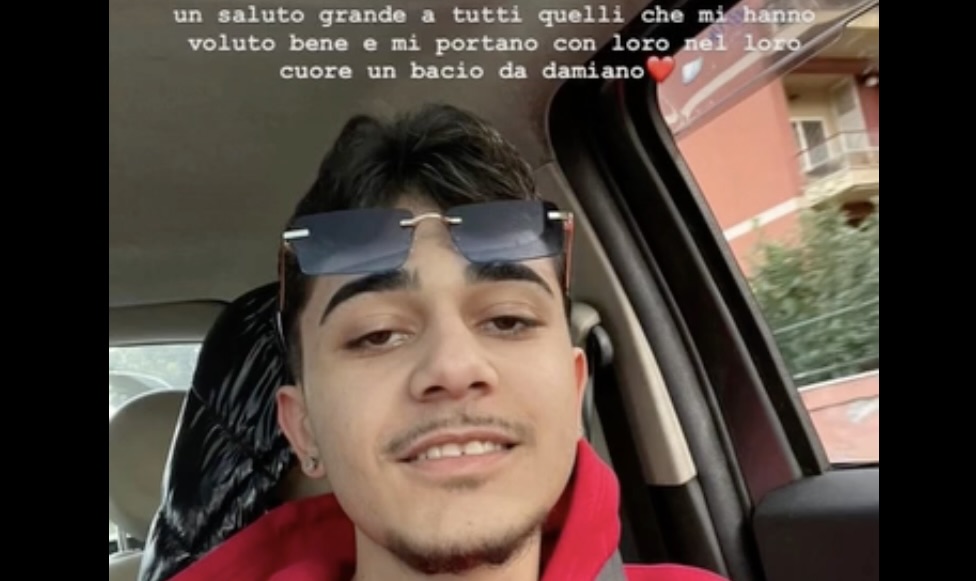 Damiano Atzeni, chi era il 16enne morto nello schianto su via Tuscolana: la disperazione di mamma Monica 1 Damiano Atzeni, chi era il 16enne morto nello schianto su via Tuscolana: la disperazione di mamma Monica 1