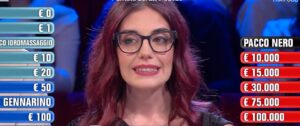 Affari Tuoi 23 aprile 2026, quanto ha vinto Sharon da Verrès: colpo di scena finale 1
