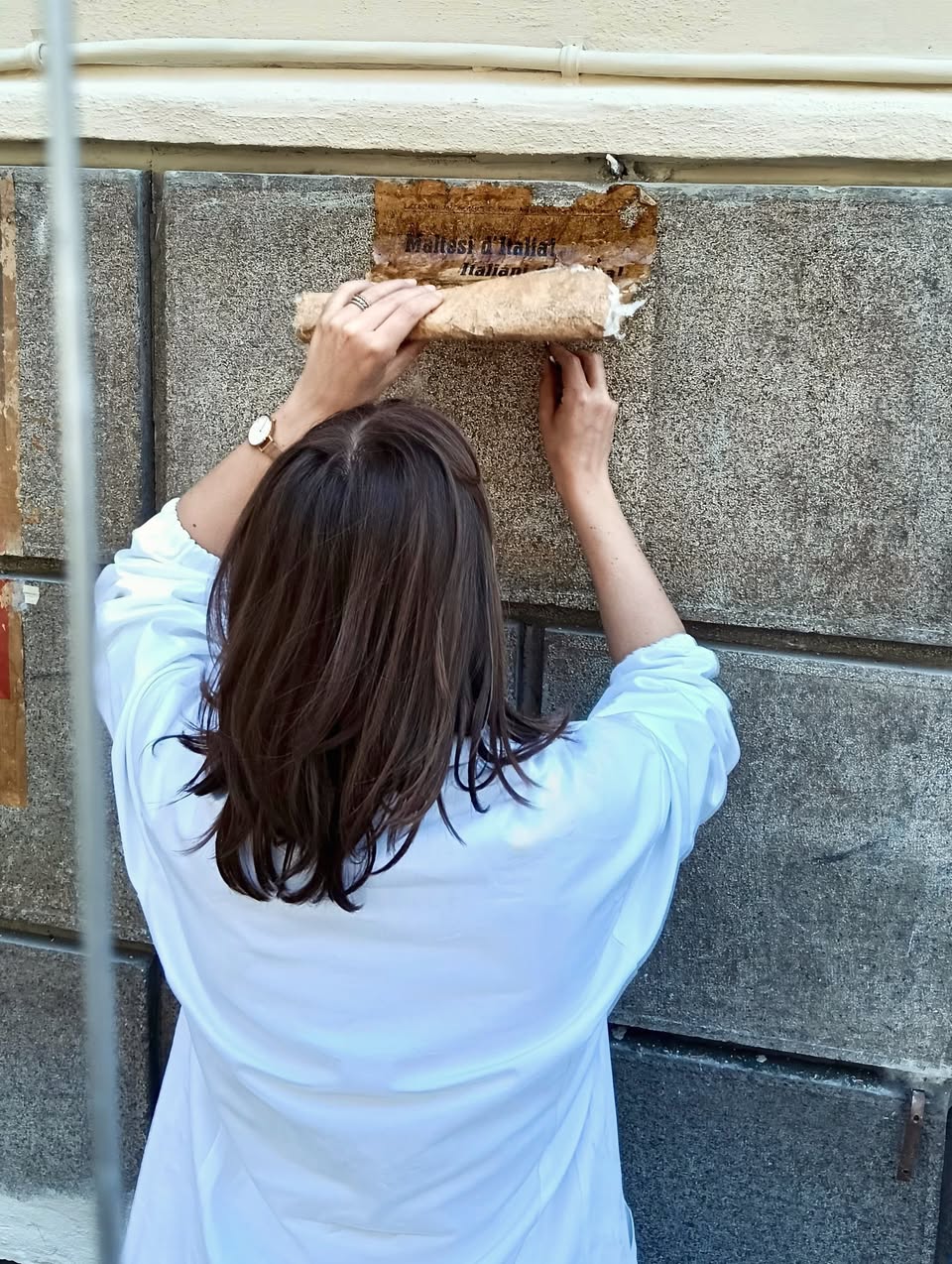Scoperti manifesti del 1940 in via Cola di Rienzo: è scontro sul distacco dal muro 3 Scoperti manifesti del 1940 in via Cola di Rienzo: è scontro sul distacco dal muro 3