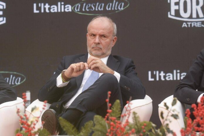 Intervento chirurgico d’urgenza nel weekend per il ministro della Salute Schillaci: “Risolverò in pochi giorni”