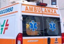 Livorno minaccia vigili con un coltello, agente spara e ferisce senzatetto