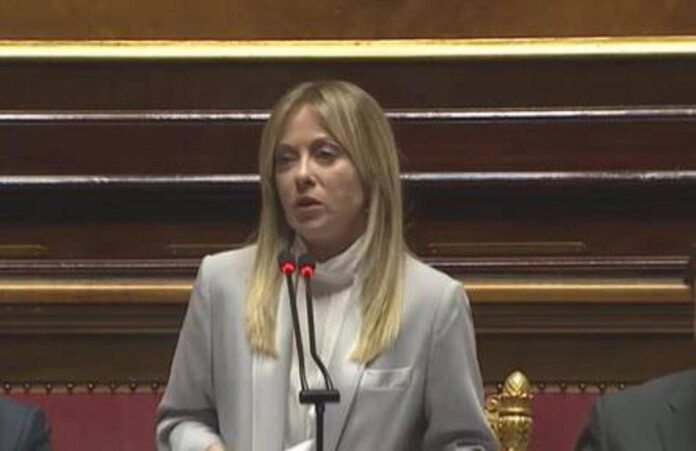 Meloni in Senato: “Tensioni geopolitiche incidono su crescita. Porte aperte a chi vuole collaborare”