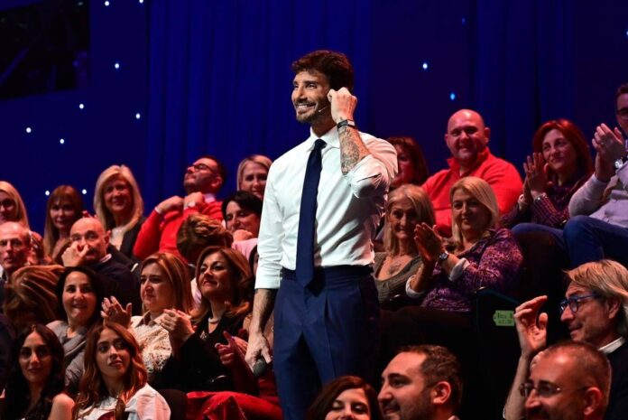 Sanremo 2027, partita la fase organizzativa. Di Liberatore: “Con De Martino siamo al lavoro”