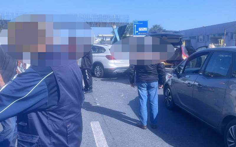 Caos sulla Pontina: maxi incidente e lite tra automobilisti paralizzano il traffico verso Roma (FOTO) 1