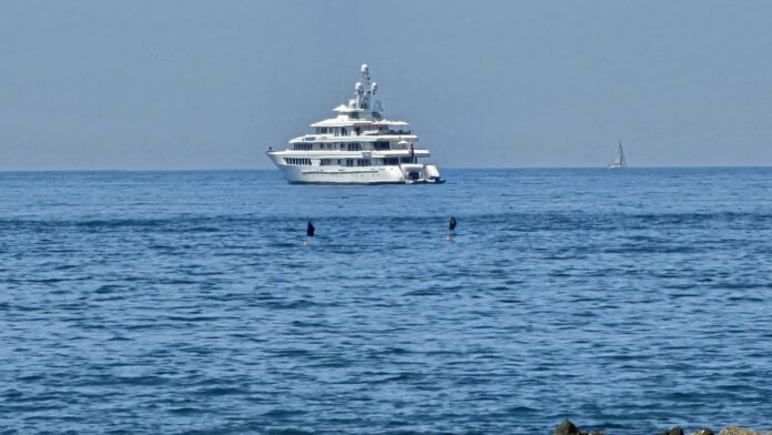 Utopia cp Megayacht e barche da sogno: Utopia torna a Ostia con il grande uomo d'affari canadese