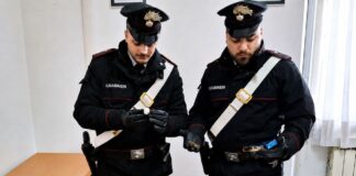 droga nel doppiofondo dell'automobile santa marinella
