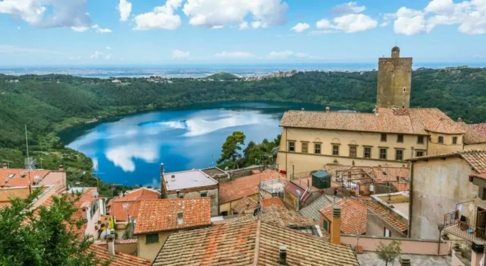 Iniziativa gratuita nel Parco dei Castelli Romani: percorso ad anello tra Genzano e Nemi alla scoperta della natura e della storia 