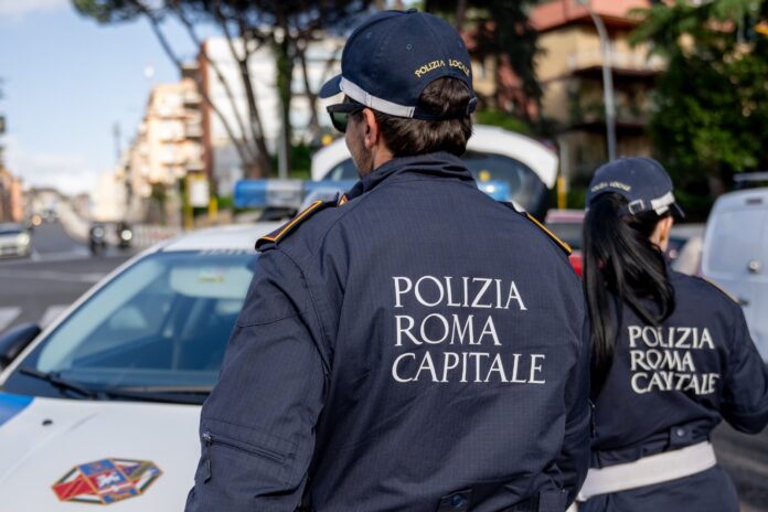 Smartphone rubato e recuperato dalla polizia locale