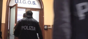 Aggressioni aggravate da odio razziale alla stazione Termini, tre giovani denunciati: minorenne in comunità 1