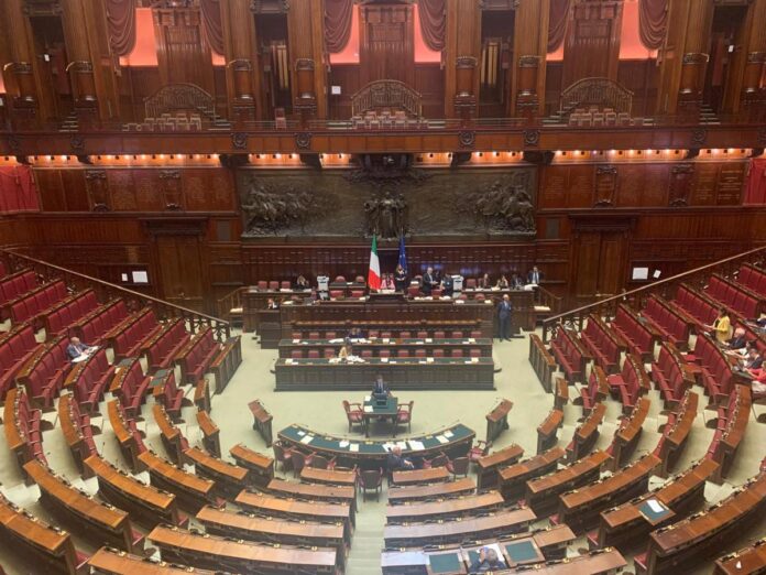 Legge elettorale, alla Camera scintille maggioranza-opposizioni: rebus preferenze