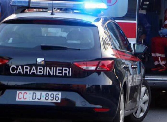 Milano, si dà fuoco nella sua auto: è gravissimo