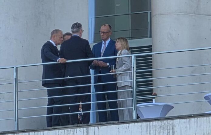 Nato, Meloni a Berlino per il vertice E5: summit con Merz, Starmer, Macron e Tusk