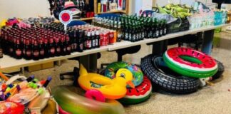 Alimenti, oggetti e bevande venduti abusivamente tra Ostia e Roma centro: scatta il blitz della Polizia Locale