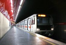 Metro A, scatta lo stop per la stazione di Vittorio Emanuele. La zona è il punto di arrivo di una delle manifestazioni di oggi