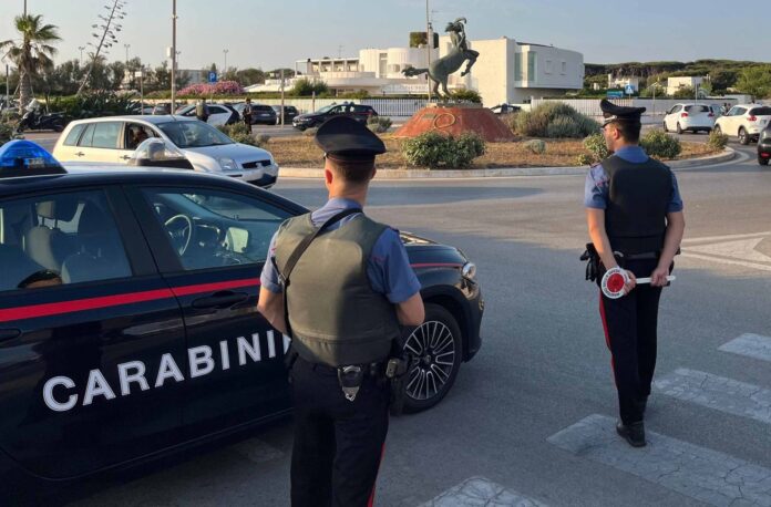 La Compagnia di Ostia presidia il territorio tra parcheggi, strade e locali della movida. 3 arresti e sanzioni per migliaia di euro