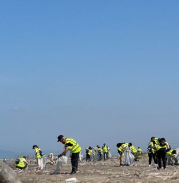 RiqualifichiAMO Coccia di Morto, torna a Fiumicino l'iniziativa dei volontari per pulire la spiaggia