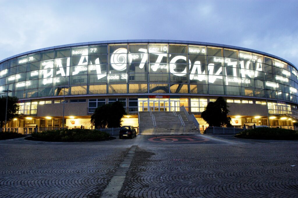 Basket Roma, adesso è ufficiale: la Maxima Roma giocherà al Palaeur in Serie A ed EuroCup 1