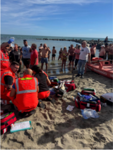 Malore sulla spiaggia libera di Ostia: bagnante deceduto davanti alla moglie nonostante i soccorsi (FOTO) 4