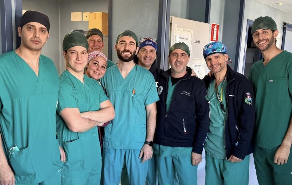Sanità nel Lazio, a Tivoli la chirurgia diventa hi-tech: primo intervento di protesi al ginocchio con il navigatore computerizzato 1 Sanità nel Lazio, a Tivoli la chirurgia diventa hi-tech: primo intervento di protesi al ginocchio con il navigatore computerizzato 1