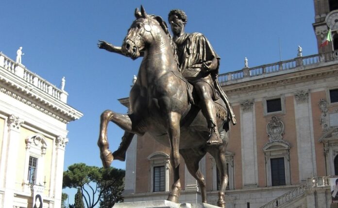 piazza-del-campidoglio-457902_1280 2