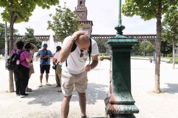 Ennesima ondata di caldo, la previsione: “Temperature 7 gradi sopra le medie”