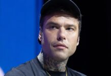 Fedez in pronto soccorso a Milano, rapper arrivato in ambulanza