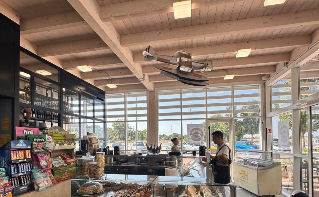 Trampolieri, street band e Faber Cucchetti per l’inaugurazione di Hydrobase a Fiumicino 1