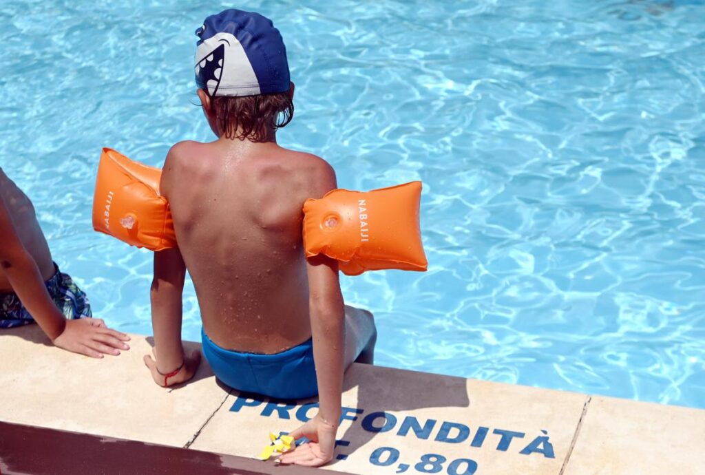 Dramma al centro estivo di Monterotondo: tre indagati per la morte del bimbo di 5 anni. Sequestrata la piscina 1
