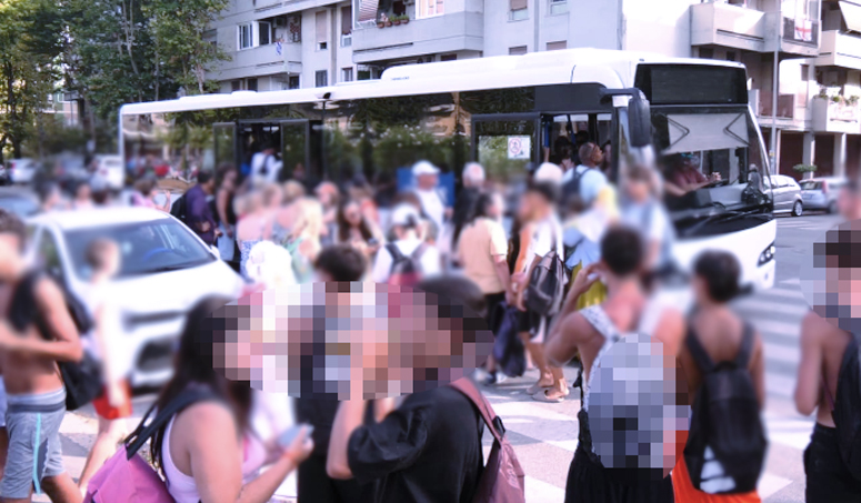 Caos e trasporti in tilt a Ostia, in attesa dei bus esplode la rissa: straniero pestato dal branco di minori (FOTO) 1