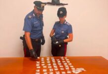 Servizio dei Carabinieri contro il traffico di droga e il degrado urbano. Le operazioni hanno portato a otto arresti per spaccio, al sequestro di centinaia di dosi di cocaina, crack e hashish e a maxi sanzioni stradali 