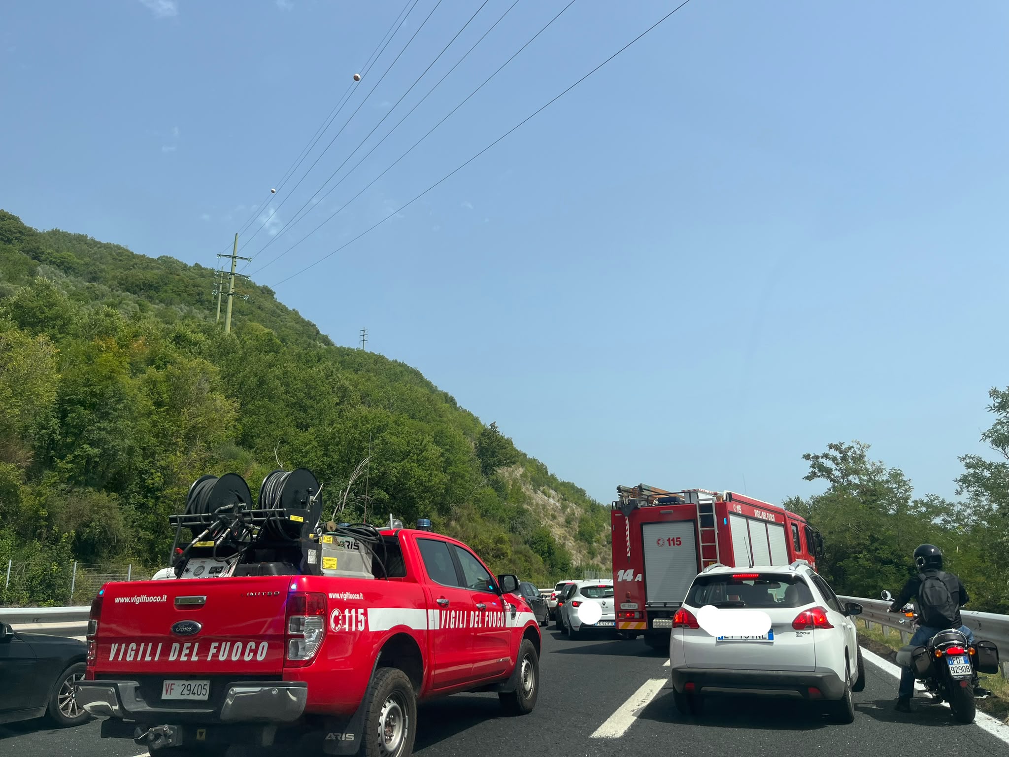 Incidente e traffico in aumento sulla A24, lunghe code: giornata difficile per i guidatori 3