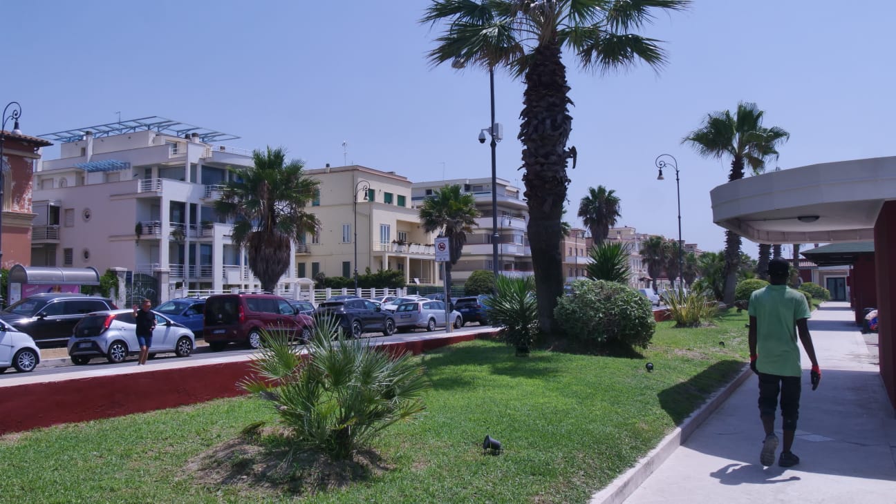 Marechiaro, ad Ostia via la recinzione dopo il cambio di gestione: la svolta simbolo della nuova stagione delle concessioni balneari 3 Marechiaro, ad Ostia via la recinzione dopo il cambio di gestione: la svolta simbolo della nuova stagione delle concessioni balneari 3