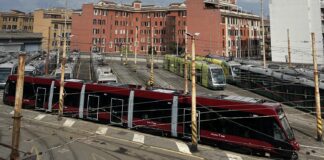 Tram Urbos ATAC Roma, cantieri tram Roma agosto, bus sostitutivi tram ATAC, PNRR trasporti Roma, interruzione linee tranviarie