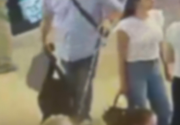 a termini si finge cieco