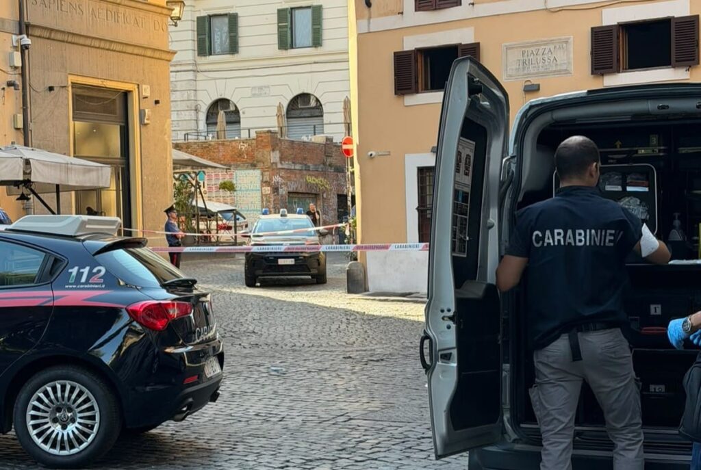 Spari a Trastevere per la pipì in strada: un arresto per tentato omicidio. A casa armi e hashish 1