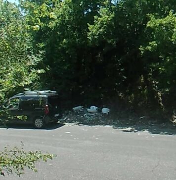 Incastrato dalle fototrappole mentre scarica rifiuti nel Parco di Bracciano-Martignano, sanzionato un 58enne