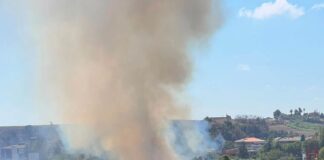 L'incendio in corso