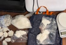 Appartamento trasformato in base di stoccaggio per la droga: a Ostia Polizia sequestra cocaina e crack
