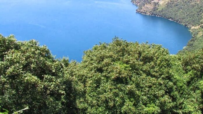 Parco Castelli Romani: tre eventi gratuiti tra canoa, trekking e storia