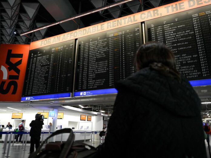 Malaria all’aeroporto di Francoforte, 1 morto e 5 casi tra i dipendenti: rafforzati i controlli