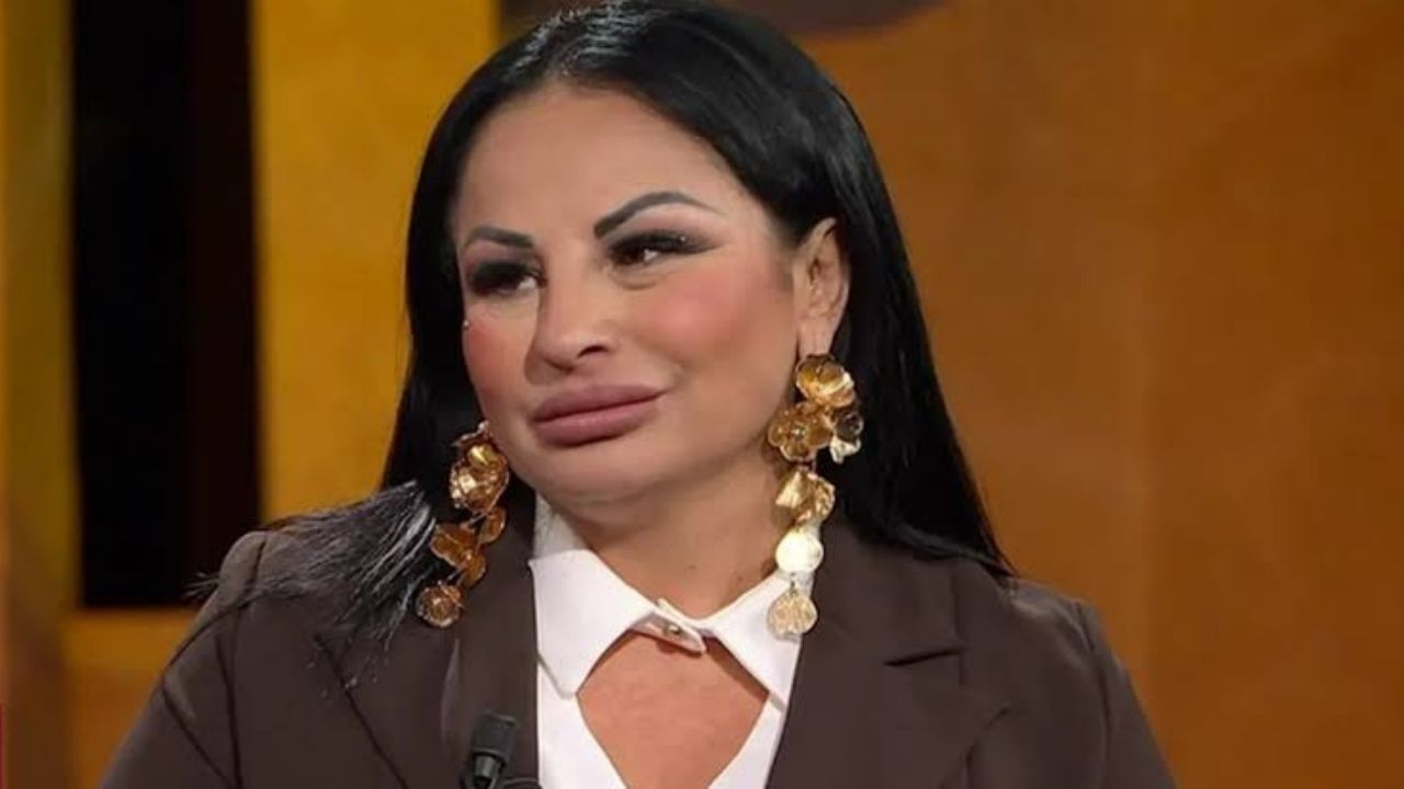 Rita De Crescenzo Canale 10(2)