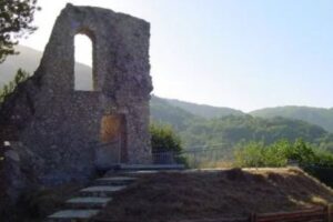 Cammino del Salto: 100 km tra lago, borghi e montagne nel cuore del Cicolano 1